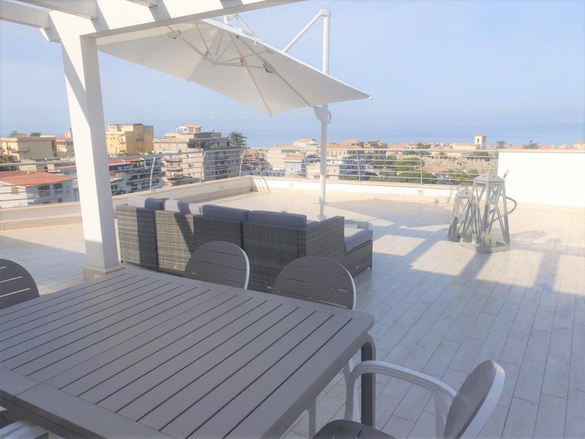 Sapphire Penthouse Apartman Tropea Kültér fotó