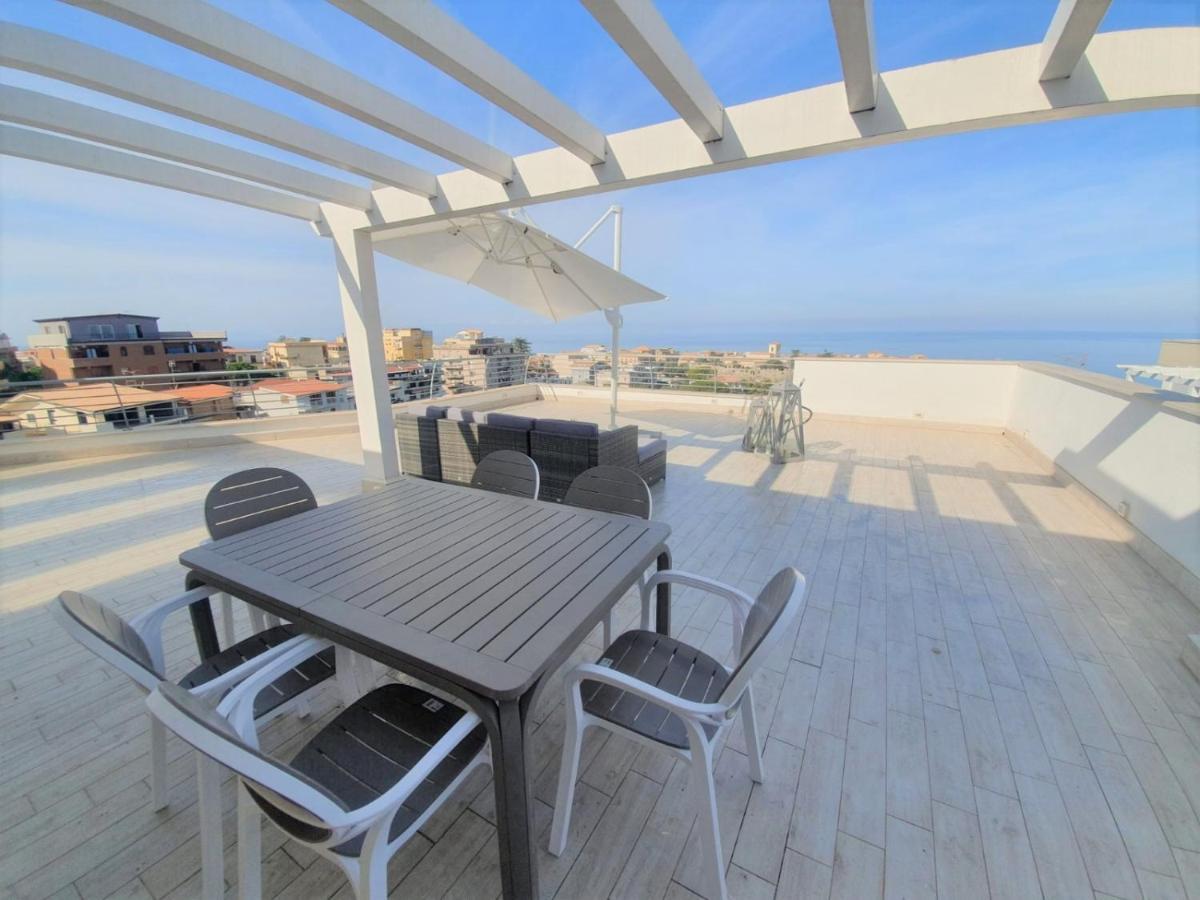 Sapphire Penthouse Apartman Tropea Kültér fotó
