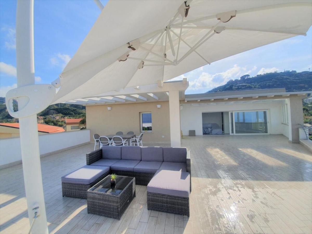 Sapphire Penthouse Apartman Tropea Kültér fotó